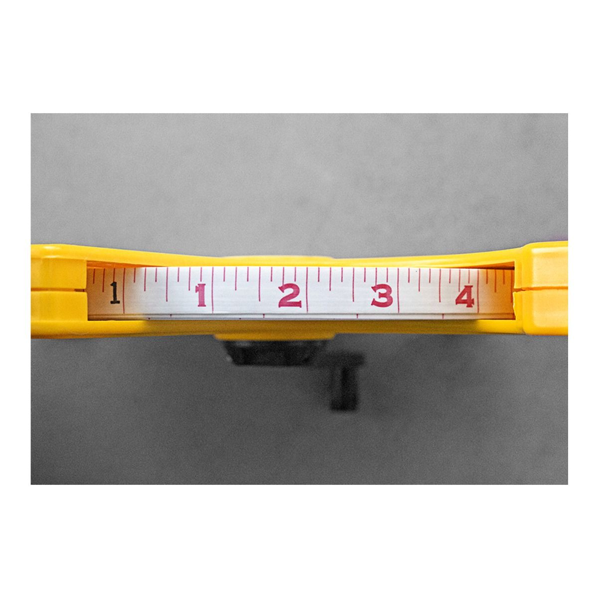 FIBERGLASS MEASURING TAPES - TrackBarn